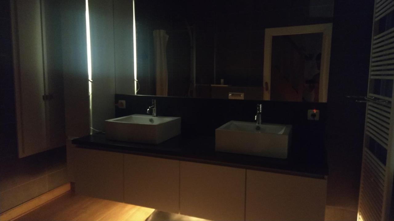 Be House Apartment Брюж Екстериор снимка