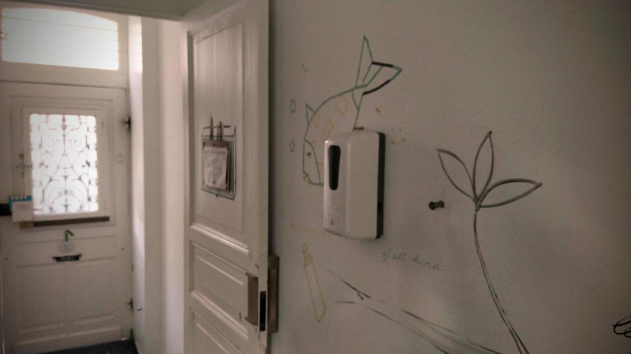Be House Apartment Брюж Екстериор снимка